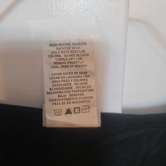 2 pack Black Vital Threads Scrubs Top Size S - Preowned - Picture 4 of 6